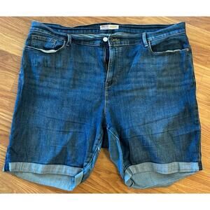 Levi Signature Denim Bermuda Jean Shorts - Size 36 Blue